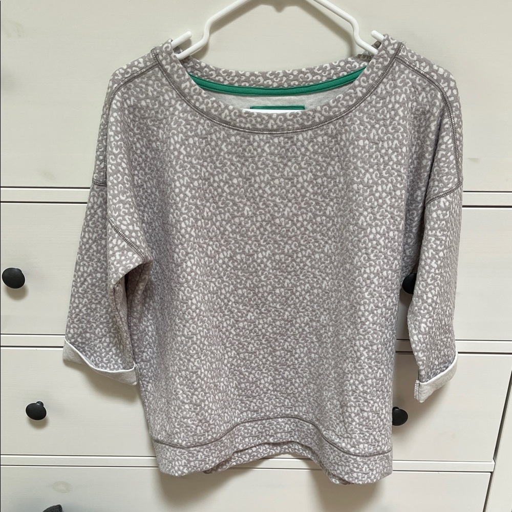 Anthropologie Beige Leopard Print Cropped Sweatshirt